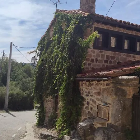 別荘 Casa Rural Pico Urbion Y Laguna De Urbion - El Quintanarejo-Vinuesa